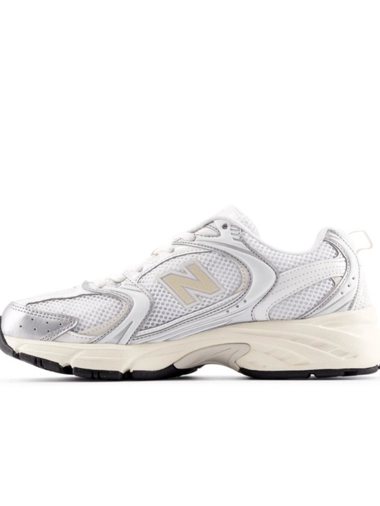 New Balance Shoes - New Balance Women's White and Cream Mesh Running Sneakers